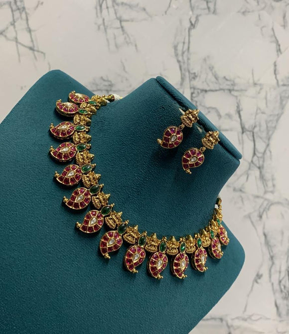 Premium Antique Gold Goddess Maanga Short Chain set