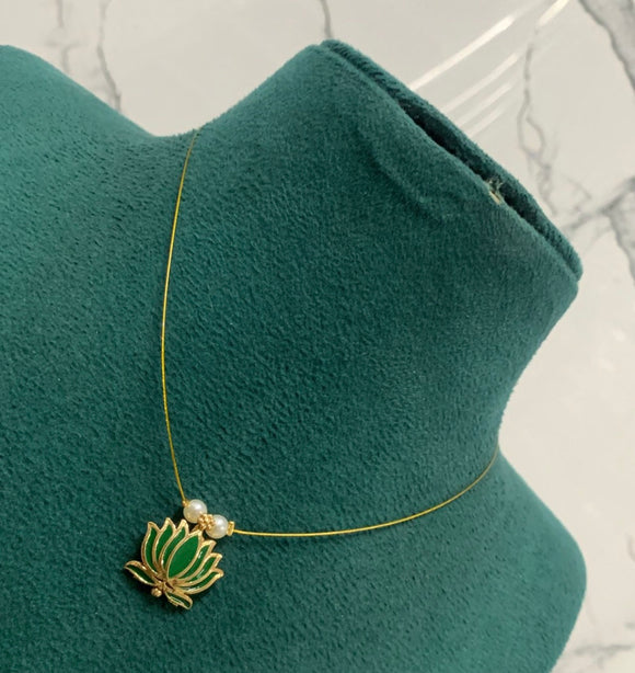 Tamara Single pendant Simple Choker (Colors Available)