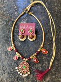 Kemp stones round pendant pipe choker set with mango motifs