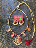 Kemp stones round pendant pipe choker set with mango motifs