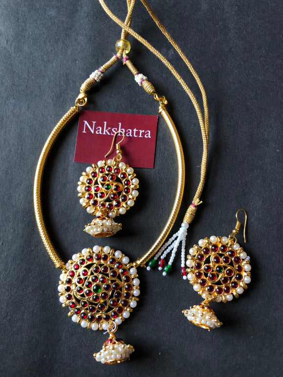 Kemp stones jumkha neckpiece set